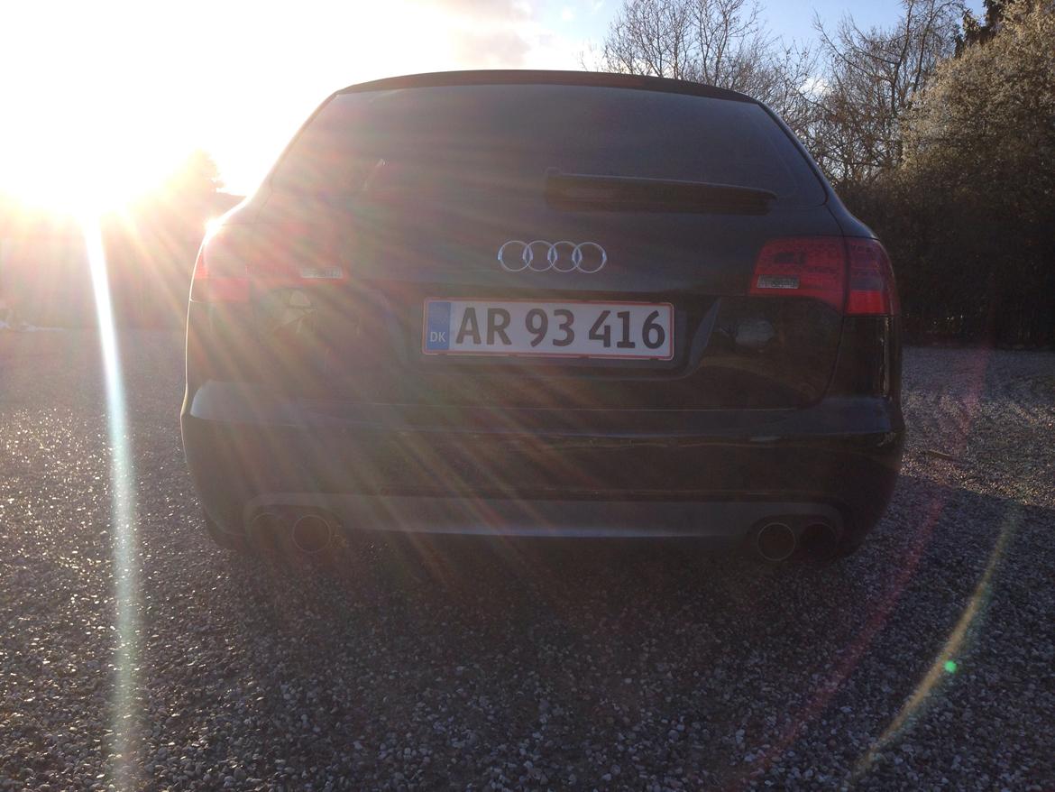 Audi A6 Avant quattro 4.2 billede 15