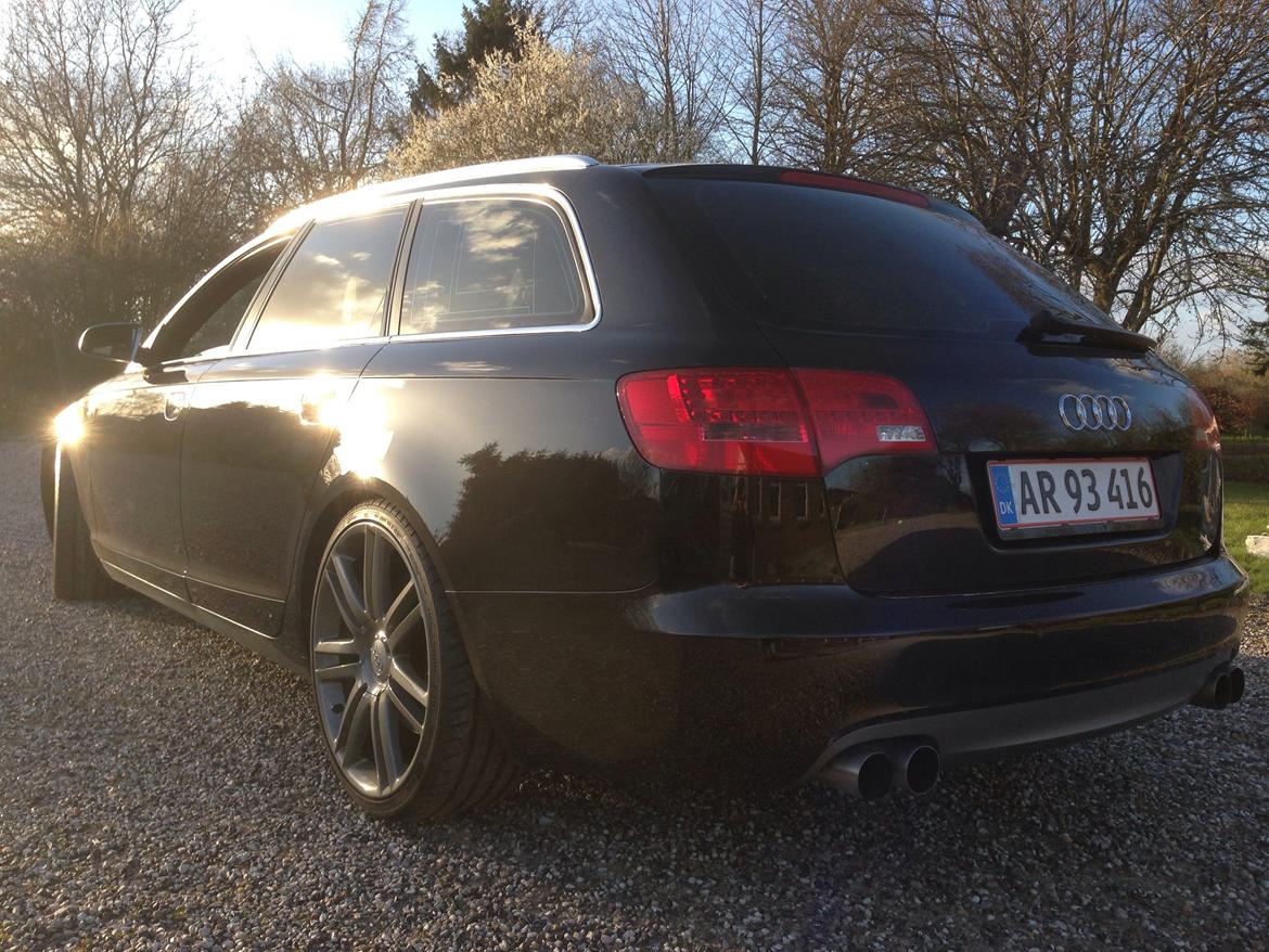 Audi A6 Avant quattro 4.2 billede 16