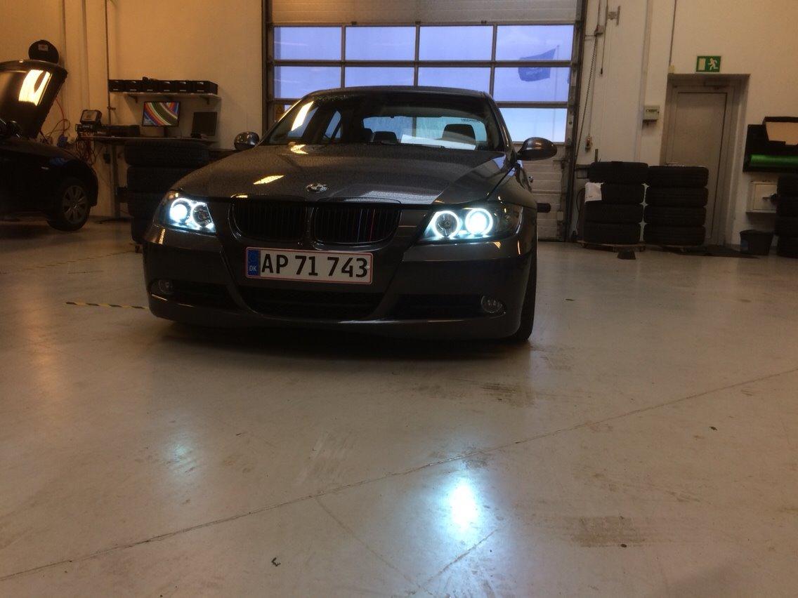 BMW 320i e90 billede 22