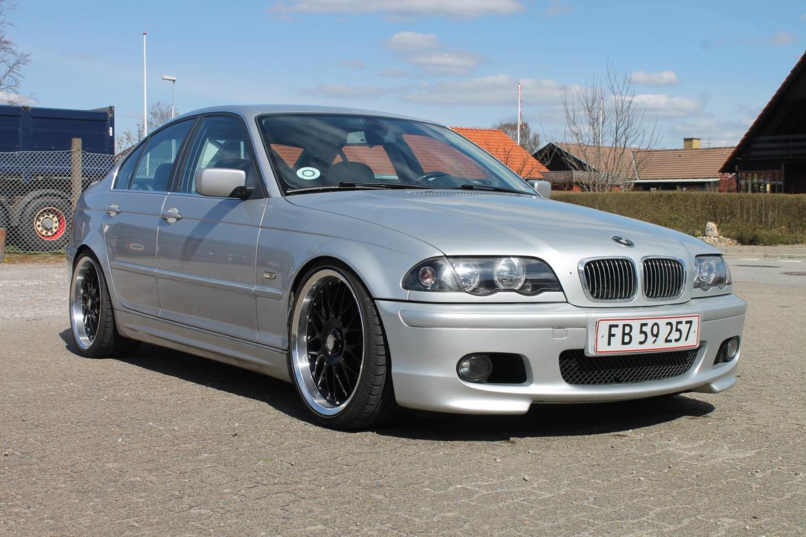 BMW E46 328i (tidl bil)  billede 1