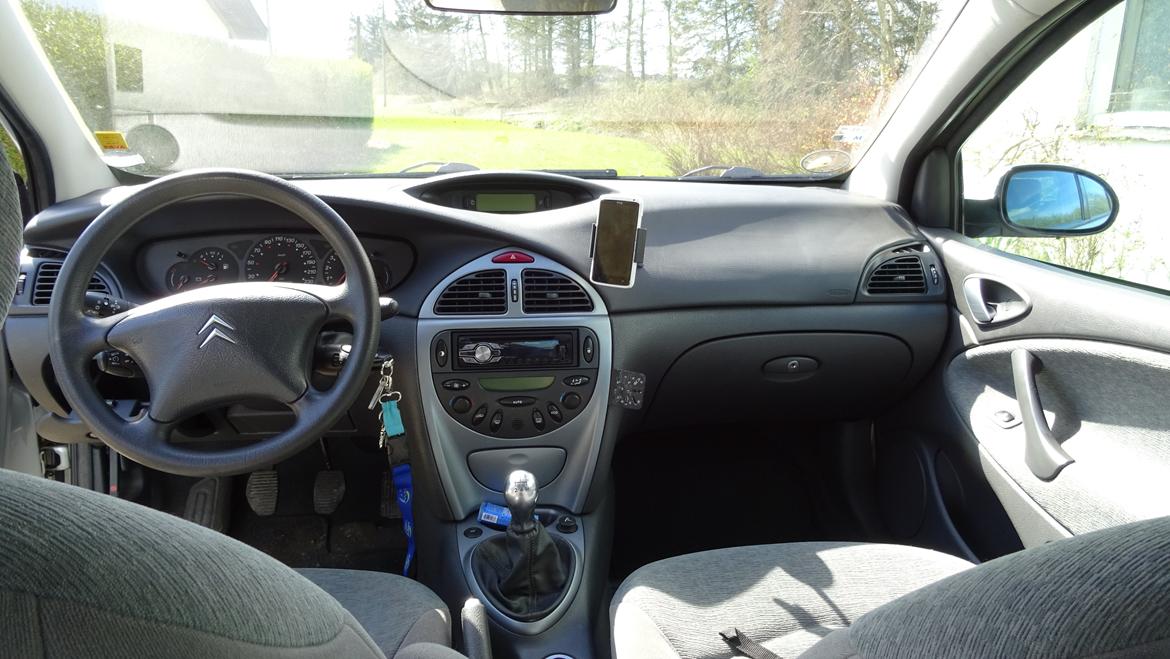 Citroën C5 2.0i 16V Prestige SOLGT billede 11