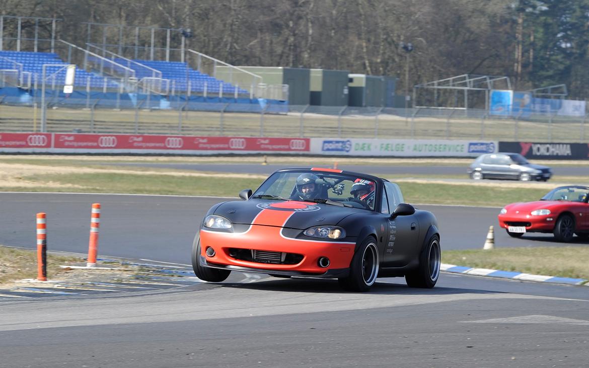 Mazda MX-5 1.8 Sport billede 5