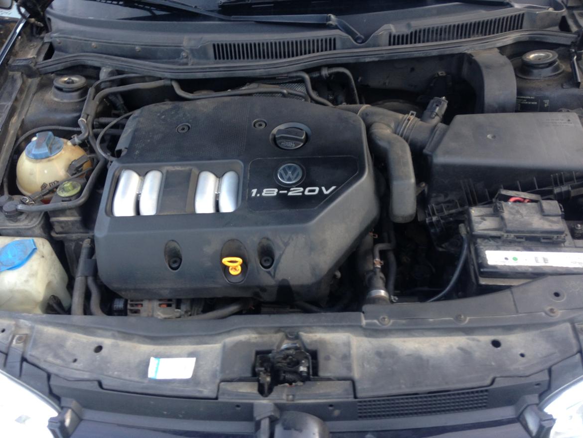 VW GOLF IV  billede 4