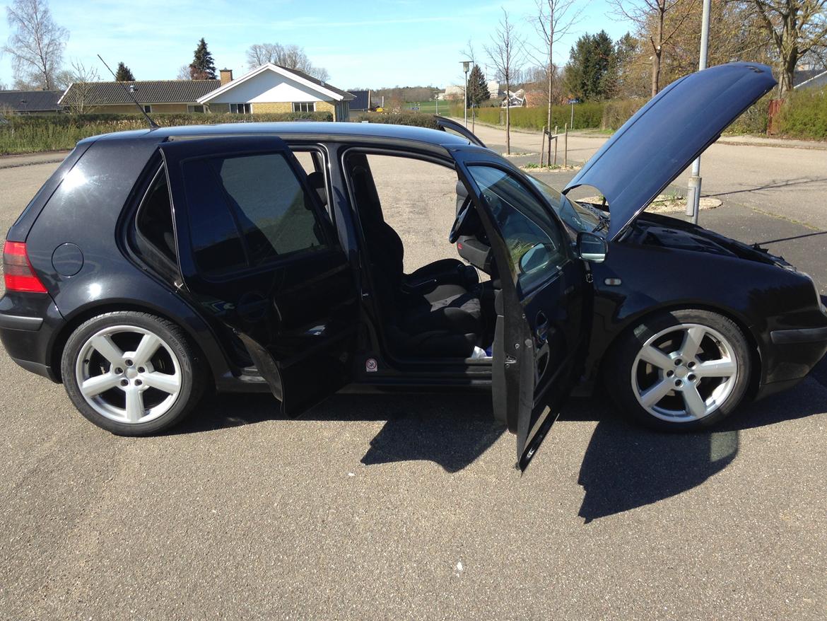 VW GOLF IV  billede 8