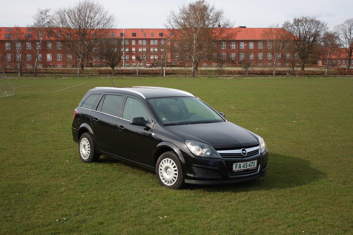 Opel Astra H billede 1