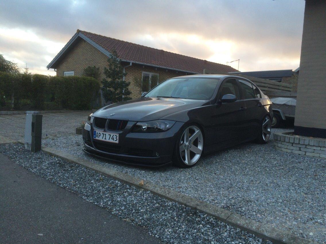 BMW 320i e90 billede 24