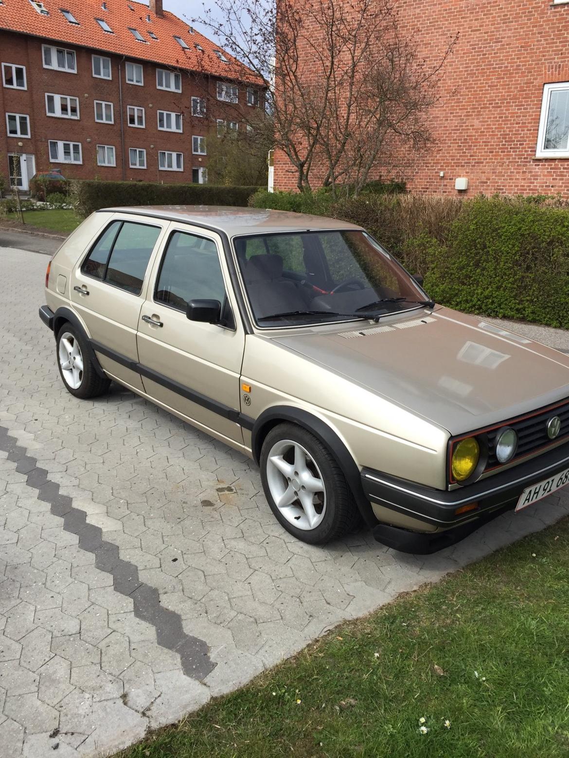 VW Golf 2 1.6 Carat billede 1