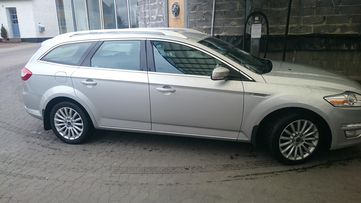 Ford Mondeo Titanium billede 2