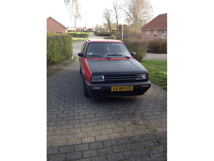 {{currentPhoto.altText}} billede {{currentPhoto.number}}