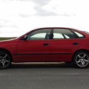 Toyota Carina E 1.6 16V L/B (Skrottet)