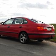 Toyota Carina E 1.6 16V L/B (Skrottet)