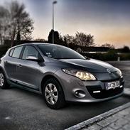 Renault MEGANE III hatchback