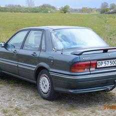 Mitsubishi Galant 2000 GLSI Auto