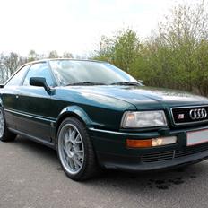 Audi S2 coupe