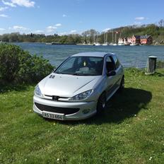 Peugeot 206 gti