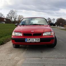 Toyota Carina E 1.6 16V L/B (Skrottet)