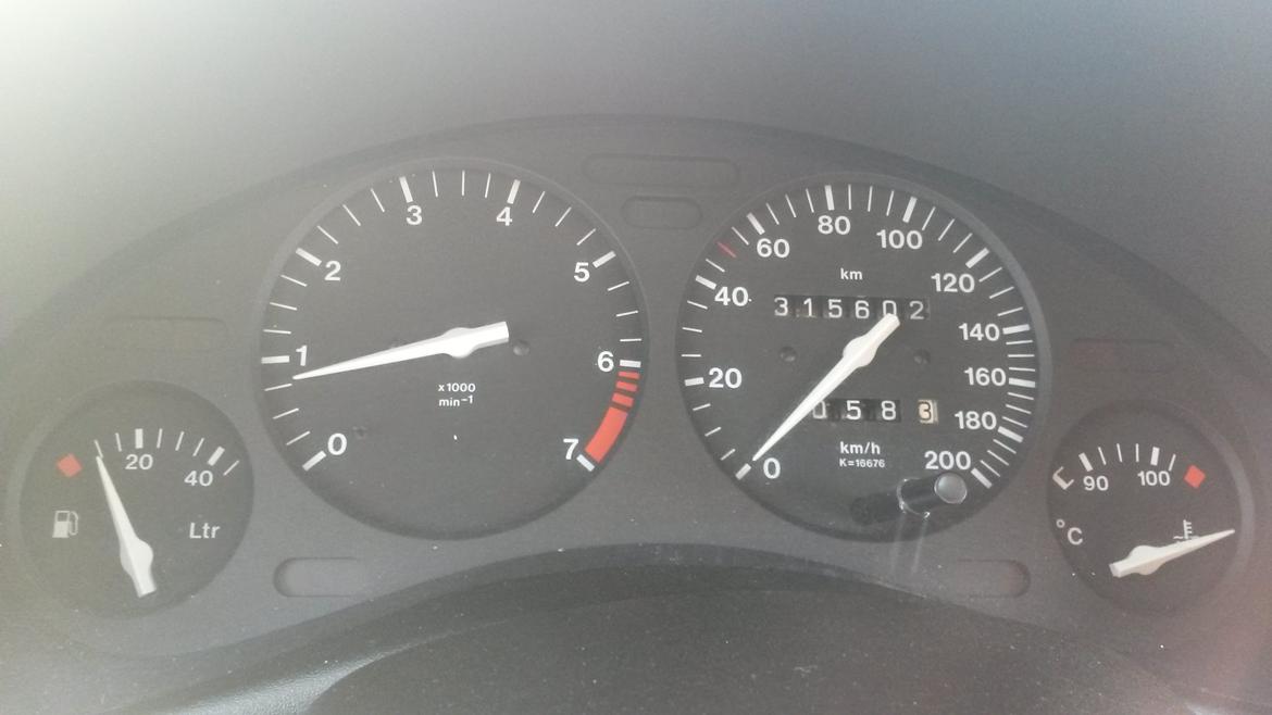 Opel Corsa B  Sport "GummiRaceren" - Speedometer, Defekt Temperaturmåler billede 9