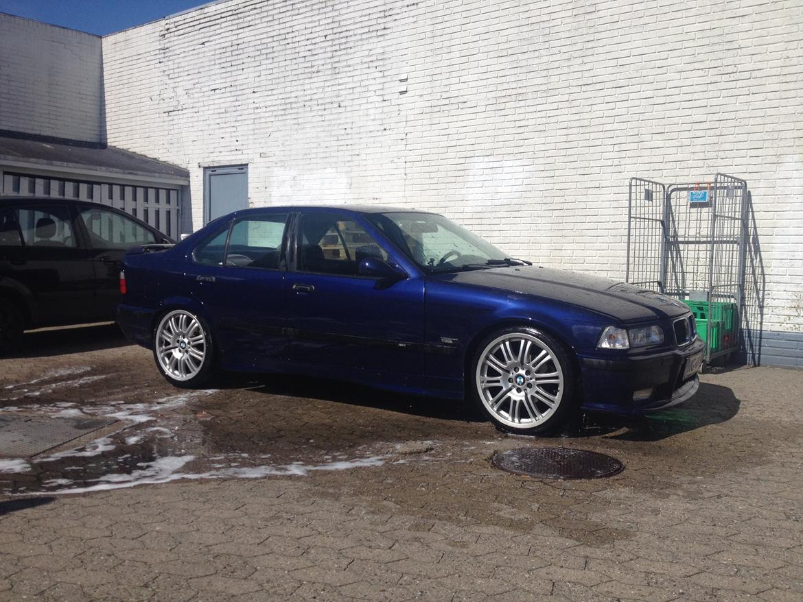 BMW E36 318i  billede 1