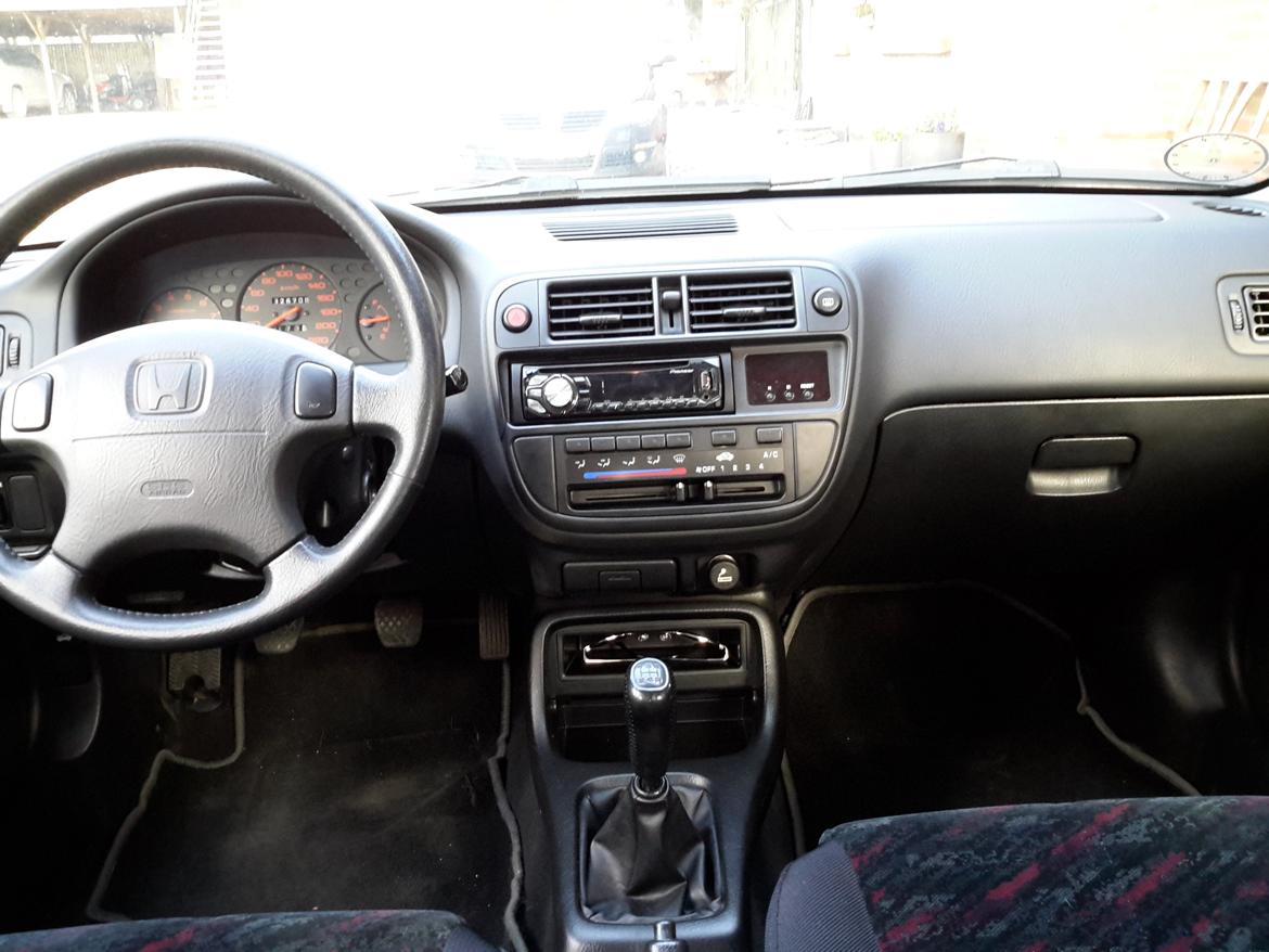 Honda Civic 1,6 VTi Vtec billede 10