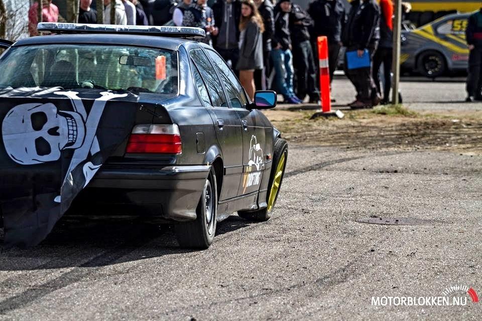 BMW 320i (*Driftbil*) reservebil ((SOLGT)) billede 2