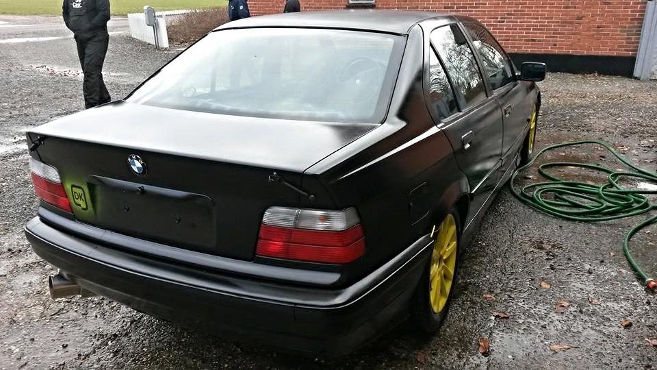 BMW 320i (*Driftbil*) reservebil ((SOLGT)) billede 11