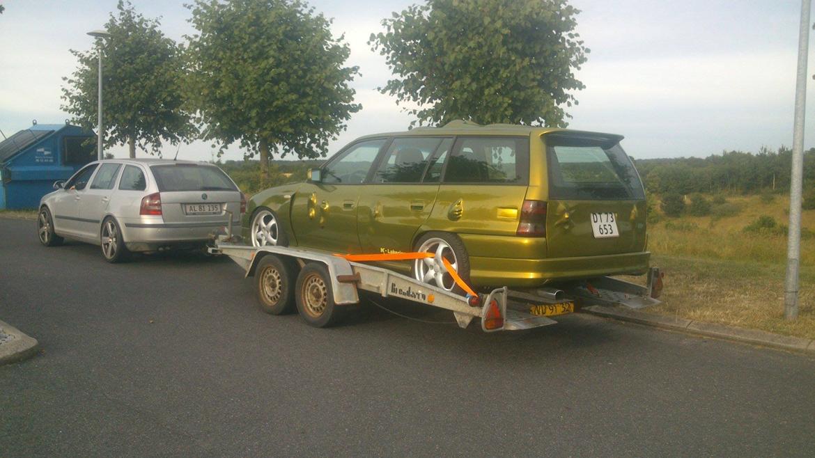 Opel Astra 2.0 16v Caravan C20let "200ts" Showcar - Da den blev hentet fra Fredericia :) billede 30