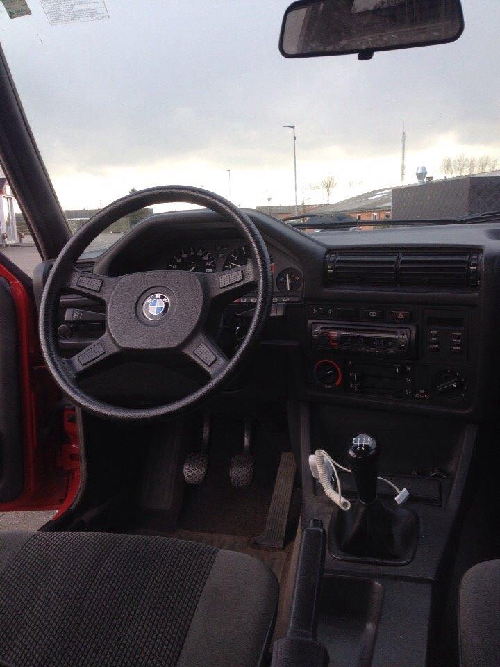 BMW E30 billede 6