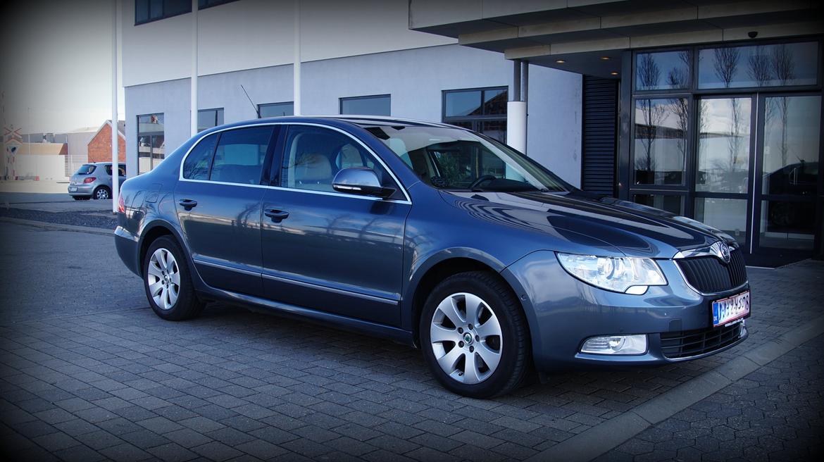 Skoda Superb 2.0 TDI DSG F1 Twindoor  billede 4
