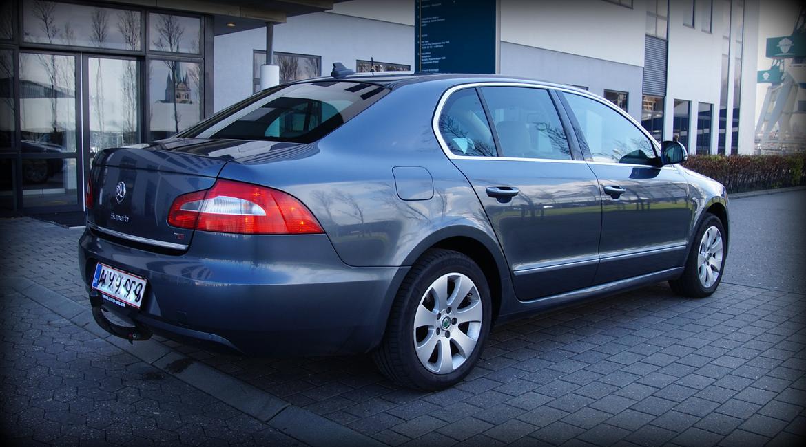 Skoda Superb 2.0 TDI DSG F1 Twindoor  billede 5