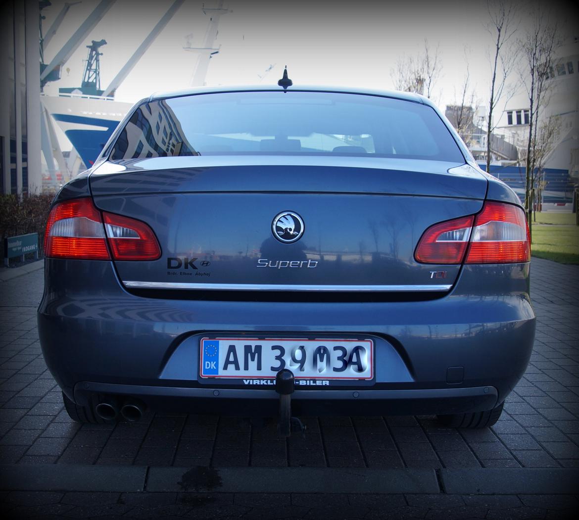 Skoda Superb 2.0 TDI DSG F1 Twindoor  billede 14
