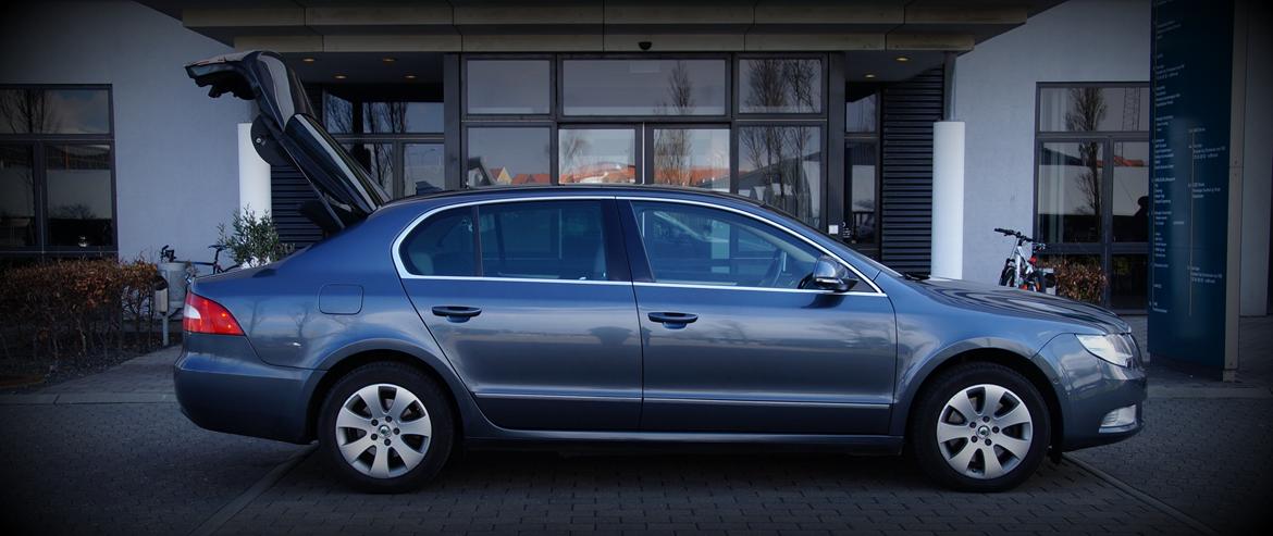Skoda Superb 2.0 TDI DSG F1 Twindoor  billede 16