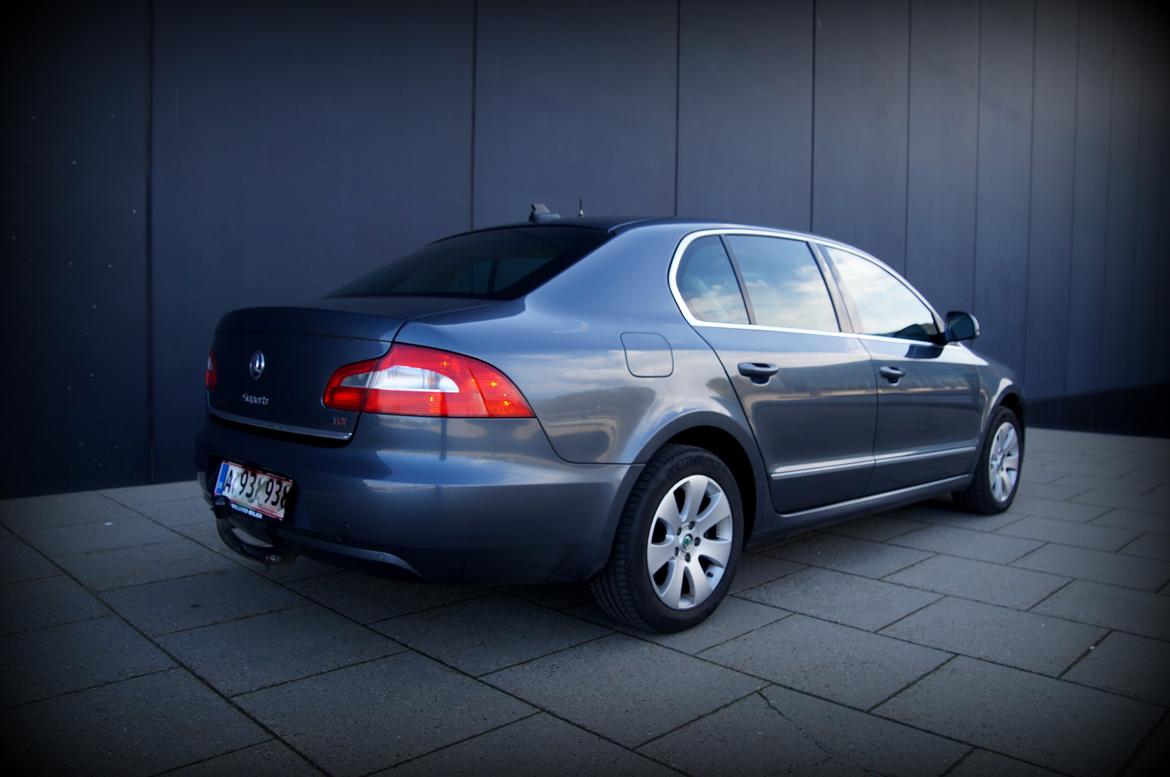 Skoda Superb 2.0 TDI DSG F1 Twindoor  billede 21