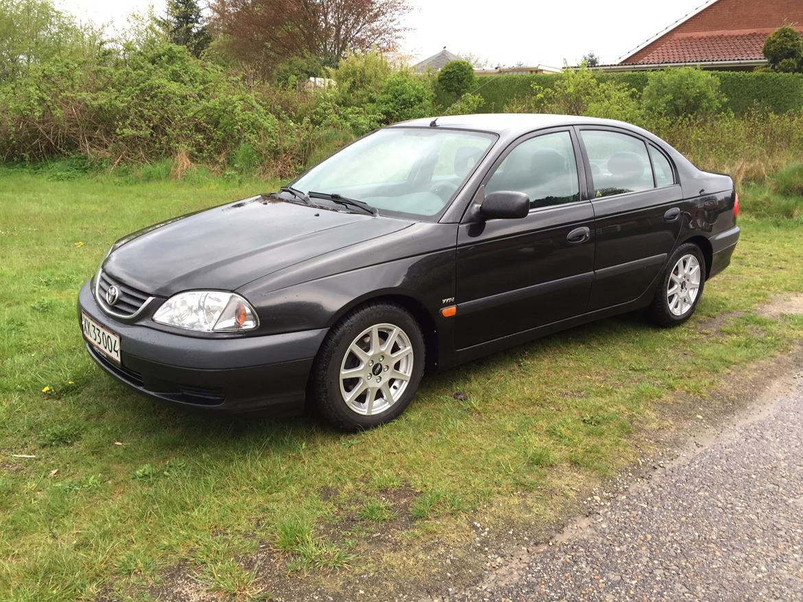 Toyota Avensis 1.8 VVT-I 16V billede 1