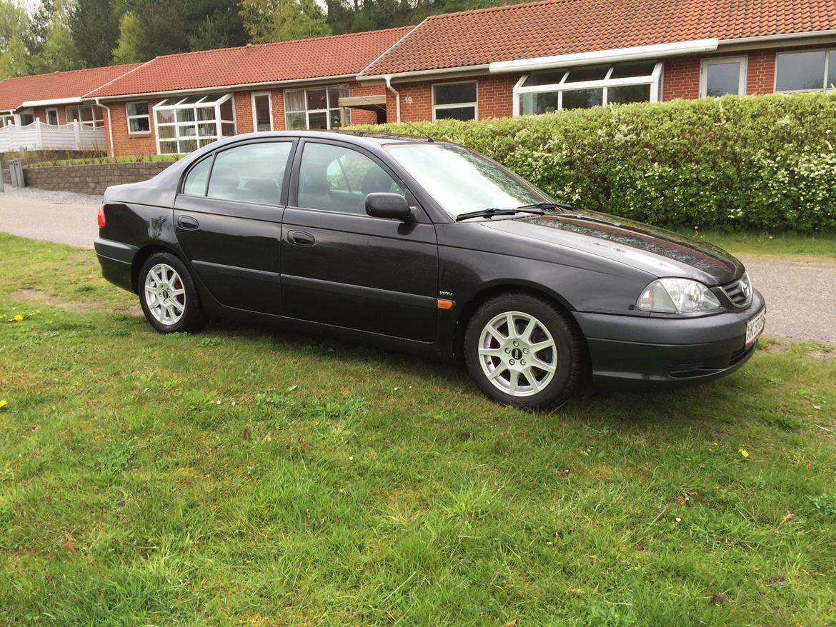 Toyota Avensis 1.8 VVT-I 16V billede 5