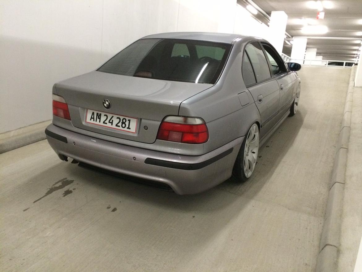 BMW E39 528ia solgt billede 2