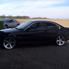 BMW E46 323 ci