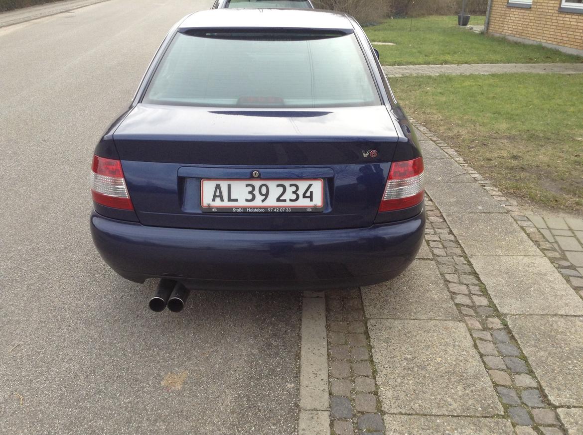 Audi A4 2.5 V6 TDI  billede 2