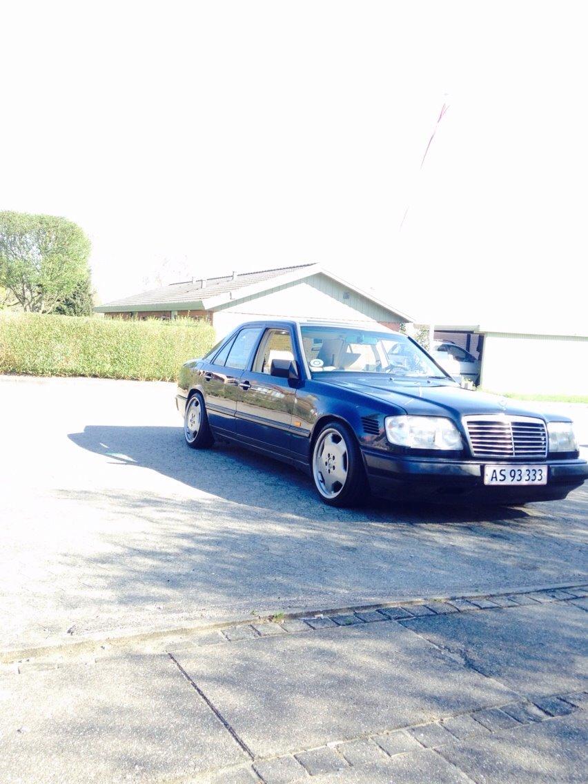 Mercedes Benz W124 E260 billede 1