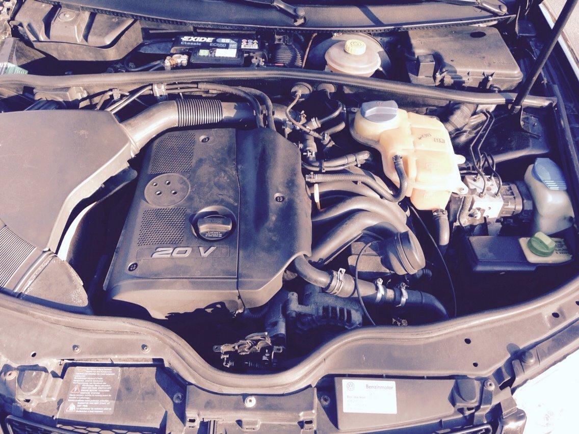 VW Passat 1,8 20 V (-->SOLGT<--) billede 12