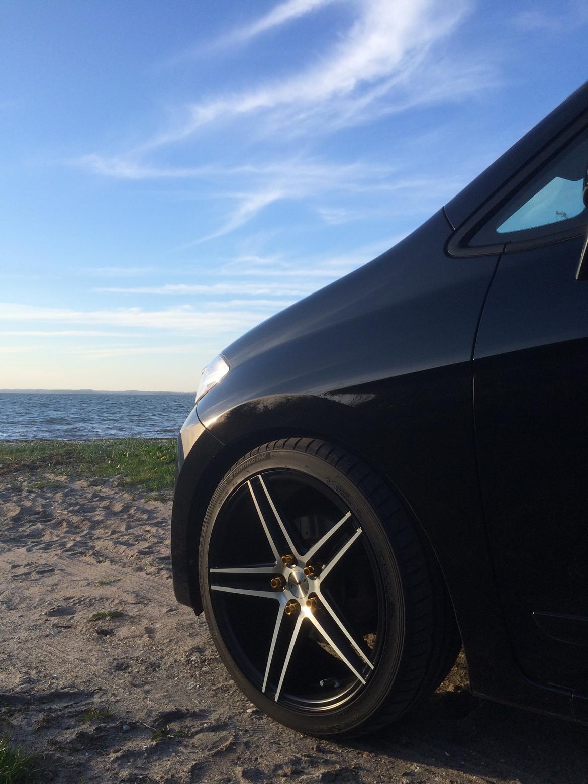 Honda FR-V 2.0i Executive Van billede 1