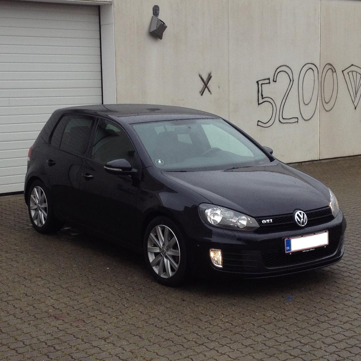 VW Golf 6 (211Hk) - Et billede med vintersutterne :) billede 2