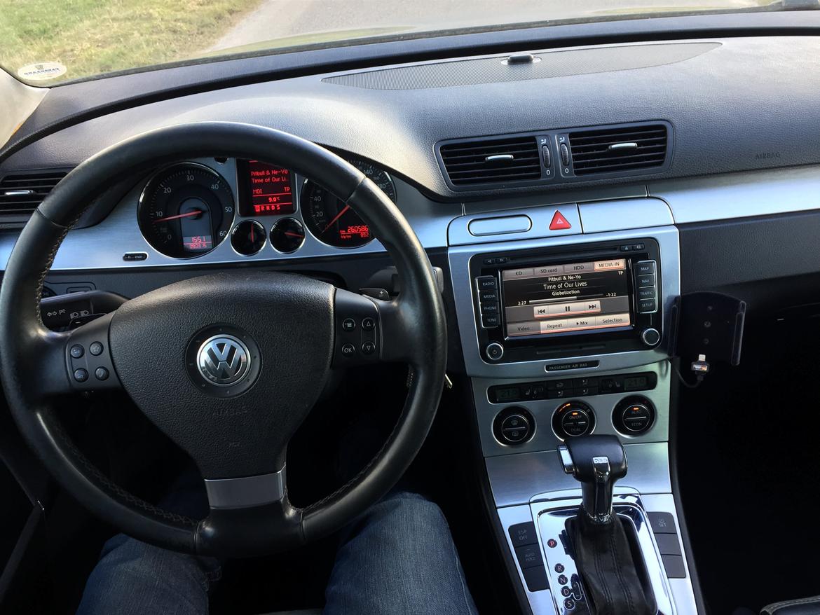 VW Passat Variant 2,0 TDI 170 Hk DSG #SOLGT# billede 14