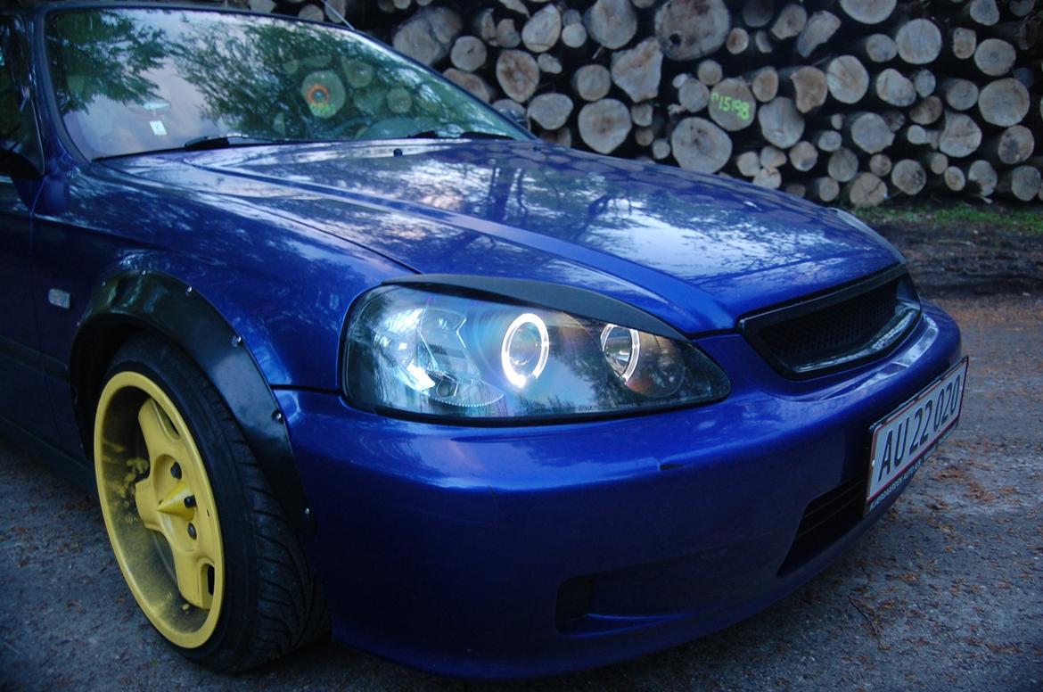 Honda Civic EJ9 - lidt beskidte fælge, men lige lidt billedere af de ny monteret fender flares, og 5mm spacers foran. billede 14