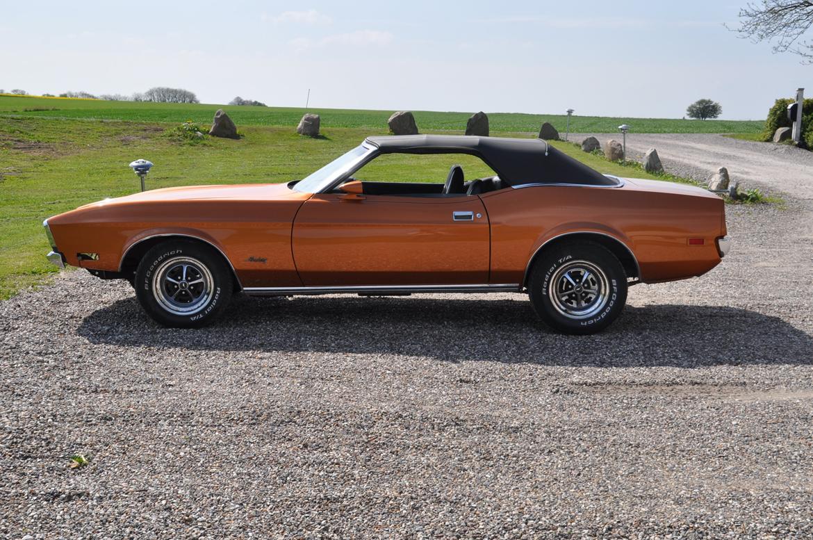 Ford Mustang Convertible (solgt) billede 2