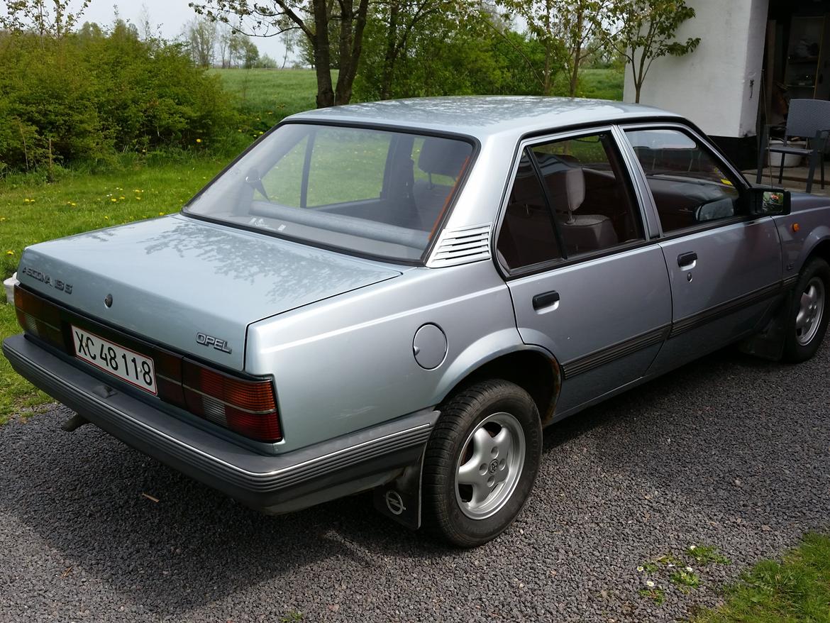 Opel Ascona c billede 4