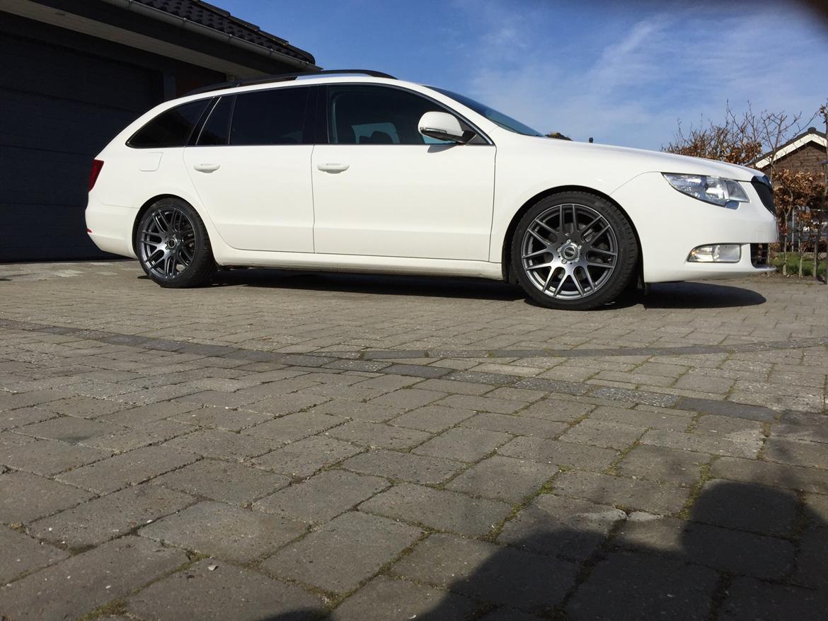 Skoda SuperB Greenline billede 1