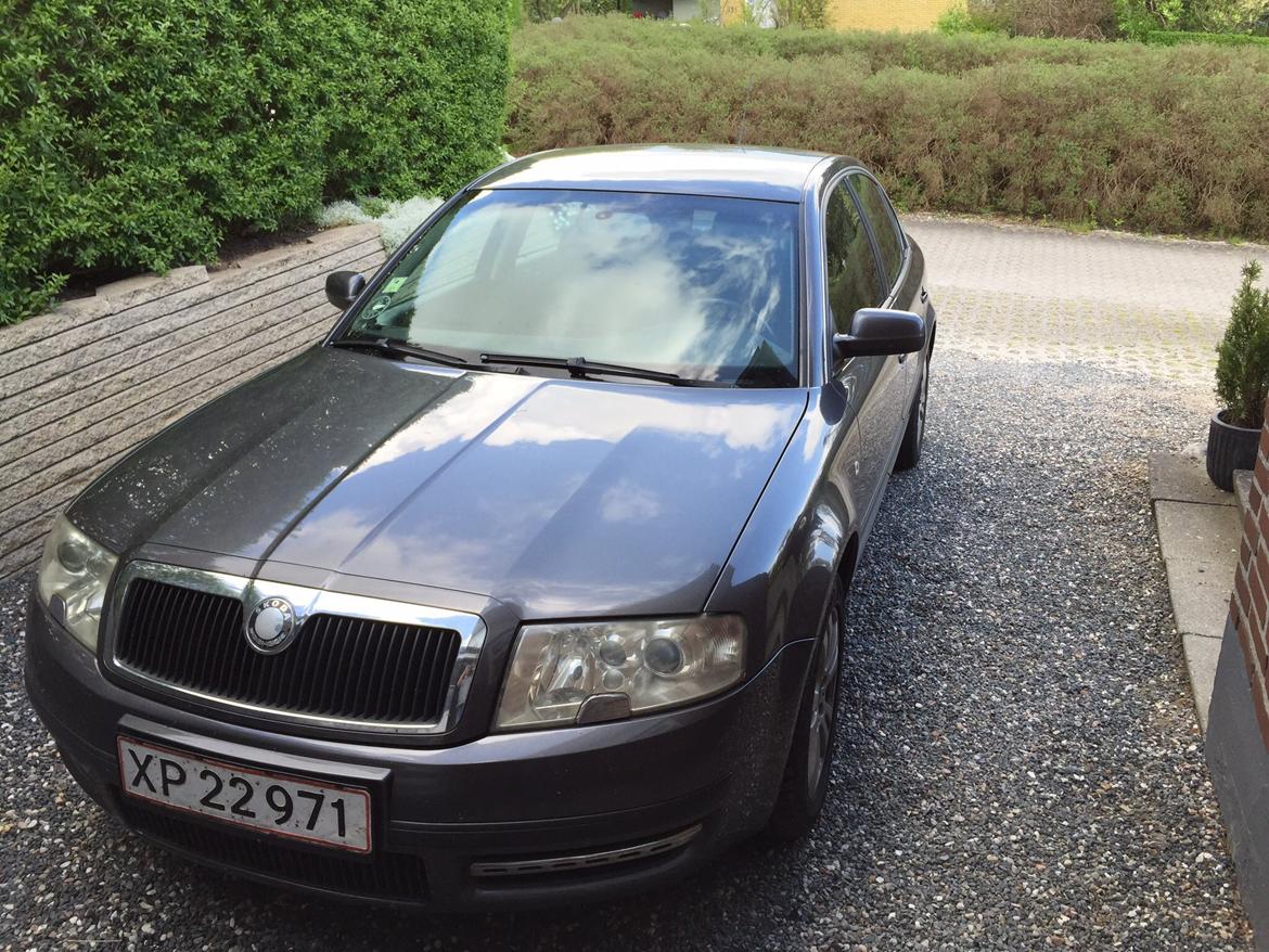 Skoda SuperB 1.9 tdi 130hk billede 2