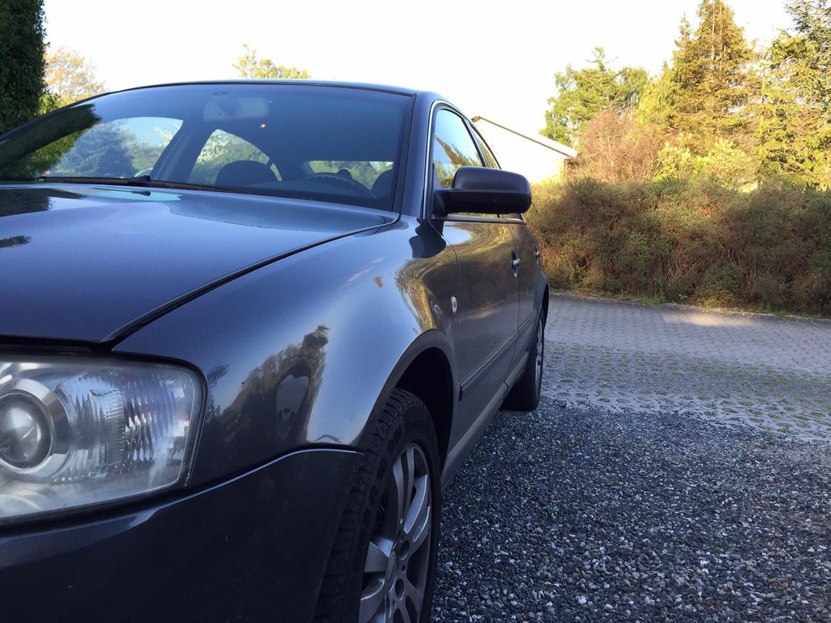 Skoda SuperB 1.9 tdi 130hk - står tæt på snorlige billede 3