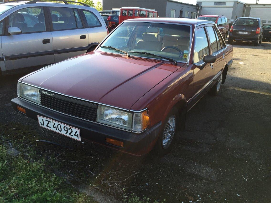 Daihatsu Charmant billede 1