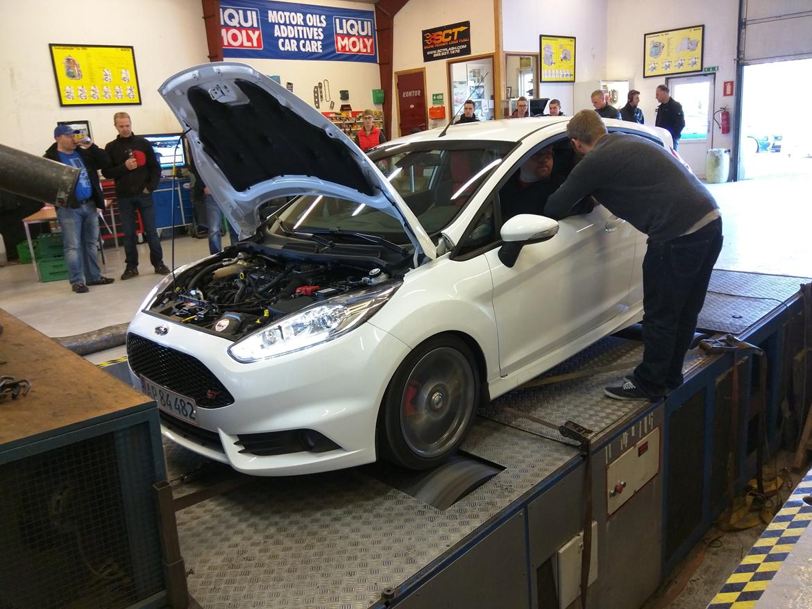 Ford Fiesta ST2 - Hos KK autoteknik billede 5